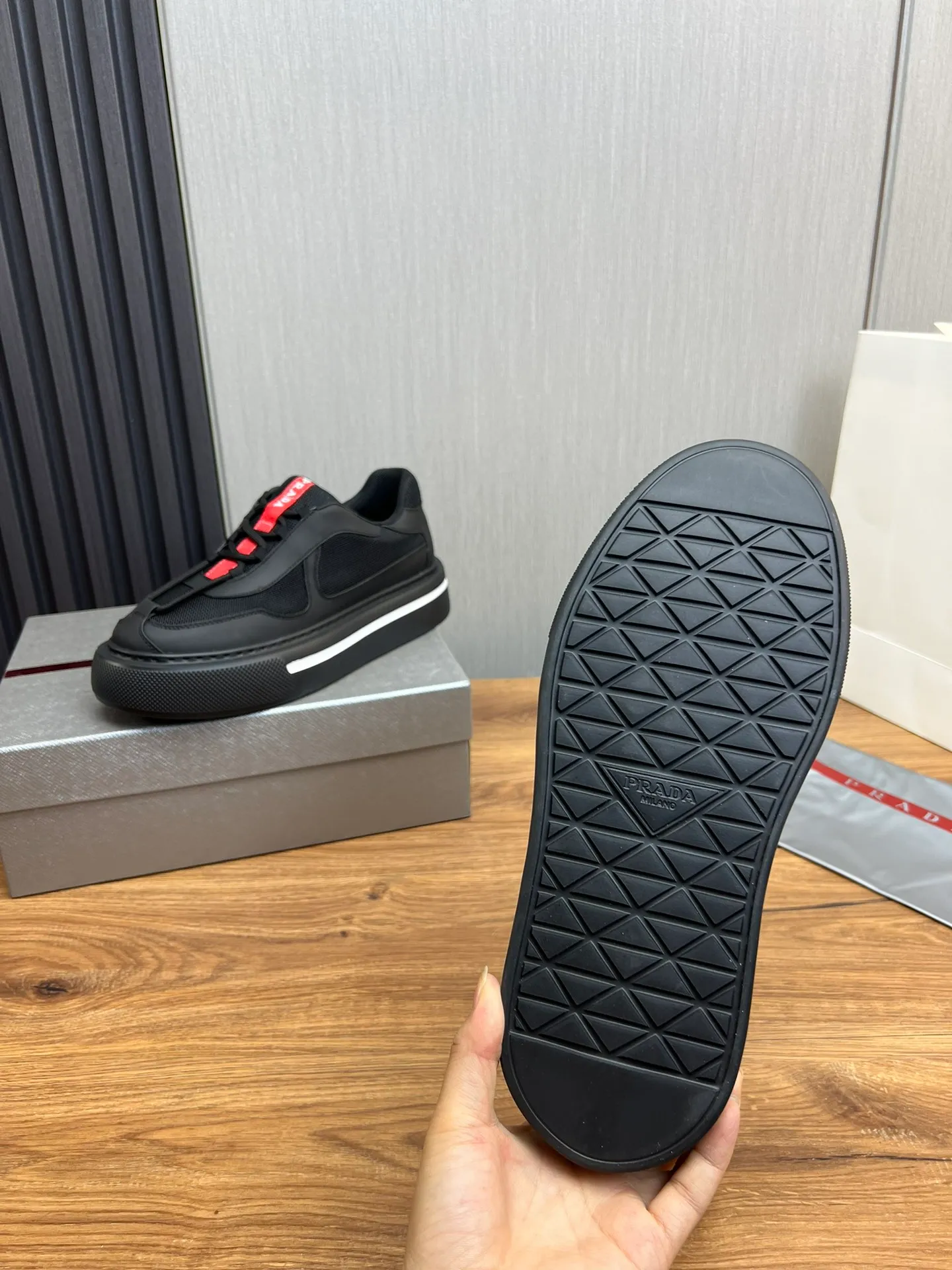 Men's shoes 💰580💰 [PRADA] Men's shoes are popular in the counter, official website is synchronized, 1 high-quality shipment ✔️Original fly-woven cowhide + cowhide lining, 1🆚1 replica, original sole, 38-45 (45 customized, non-refundable)